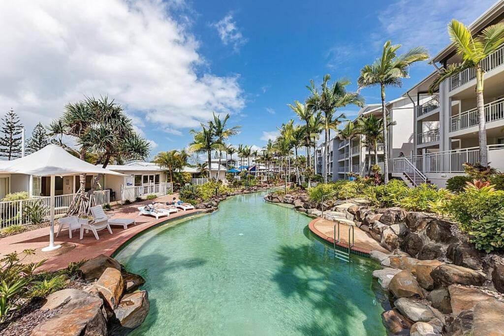 Alex Heads Beachfront Resort King Bed Studio Room อเล็กซันดรา เฮดแลนด์ ภายนอก รูปภาพ